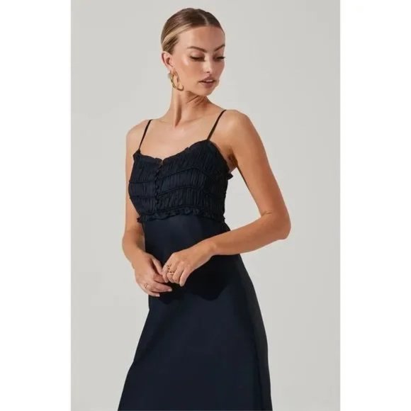 ASTR The Label Zola Smocked Satin Midnight Navy Blue Midi Slip Dress Size‎ Small - Picture 3 of 9